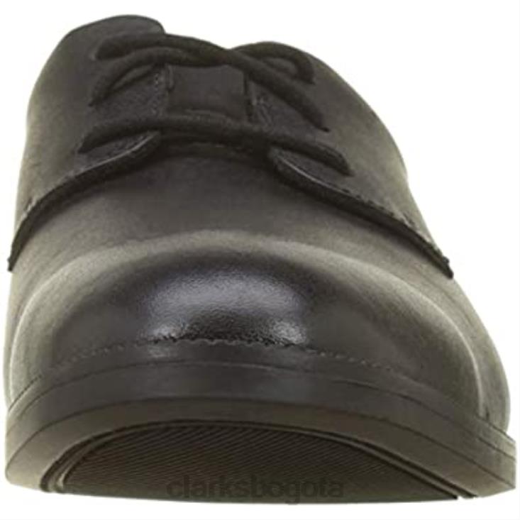 Clarks 0DX8L1028 black rufus edge bl derbys niño clarks niños cuero negro