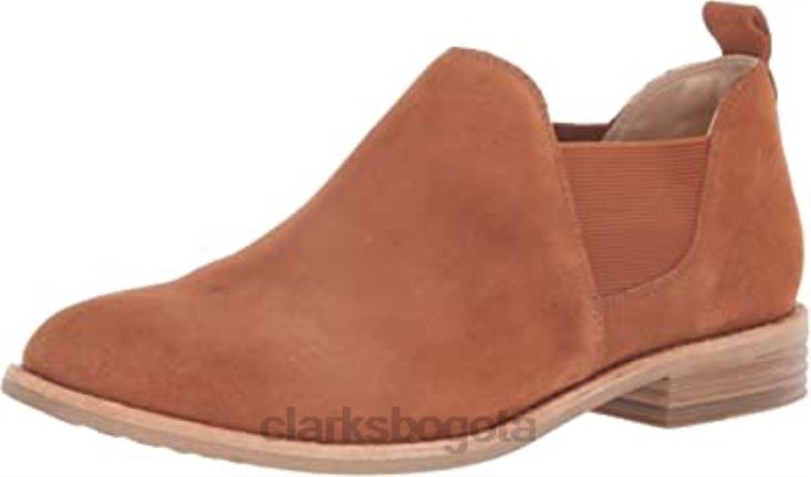 Clarks 0DX8L1171 Bota de moda Clarks Edenvale Page de ante color tostado oscuro para mujer mujer gamuza bronceada oscura