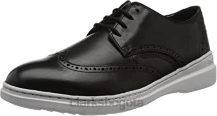 Clarks 0DX8L1242 Zapatilla Clarks Dennet Wing para hombre de piel negra hombres