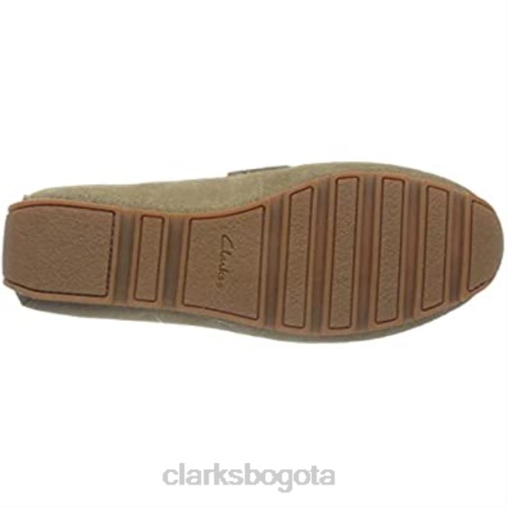 Clarks 0DX8L1324 mocasín clarks oswick bar de ante color arena oscuro para hombre hombres gamuza arena oscura