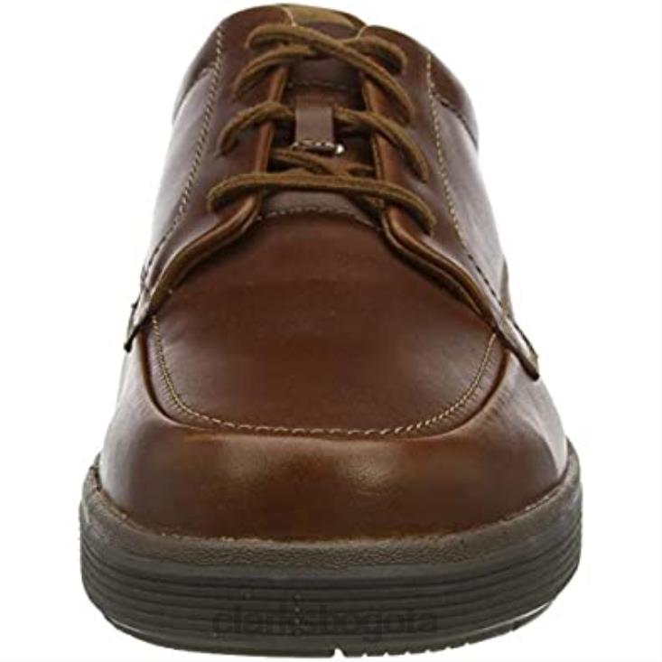 Clarks 0DX8L1475 Zapatos Oxford planos Clarks Un Abode Facility de cuero color canela oscuro para hombre hombres cuero bronceado oscuro