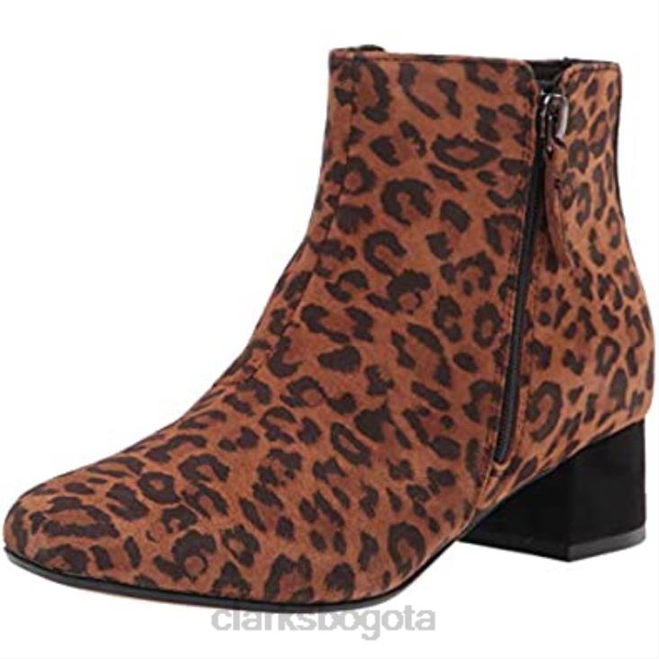 Clarks 0DX8L1728 Botín clarks marilyn beth de ante de leopardo tostado oscuro para mujer mujer ante de leopardo tostado oscuro