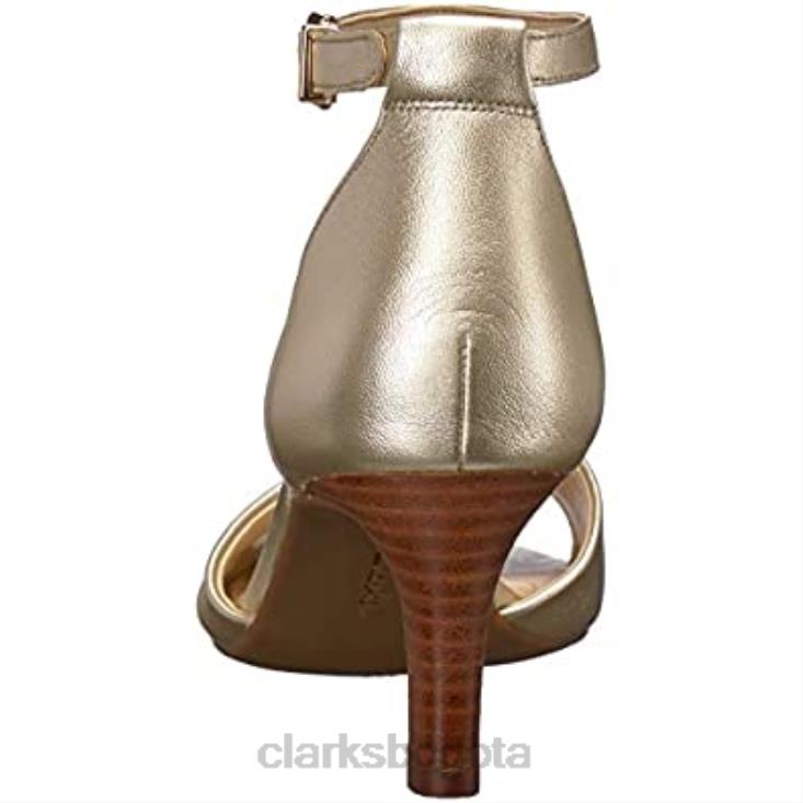 Clarks 0DX8L1959 Sandalia de tacón Laureti Grace para mujer de piel metalizada color champán de Clarks mujer cuero metalizado champagne