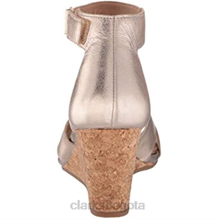 Clarks 0DX8L2131 Sandalia de cuña clarks margee gracie de cuero metalizado para mujer mujer cuero metalizado