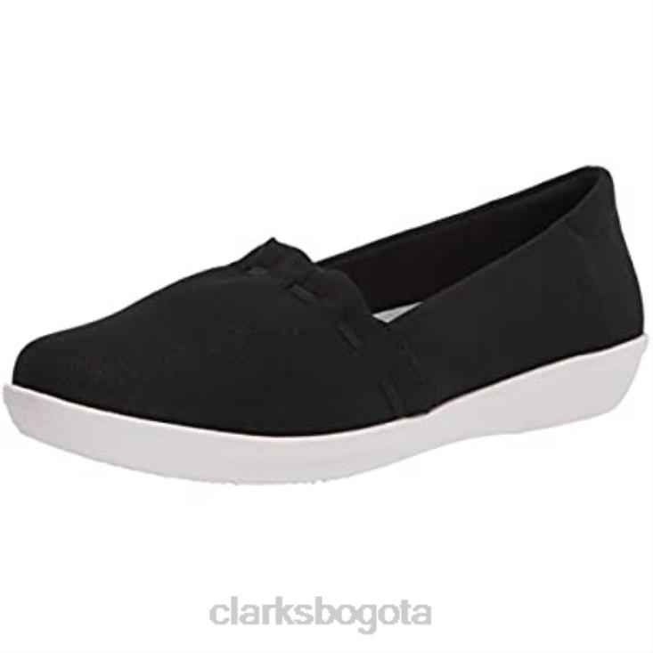 Clarks 0DX8L2202 Zapatilla Clarks Ayla Shine para mujer en tejido negro brillante mujer