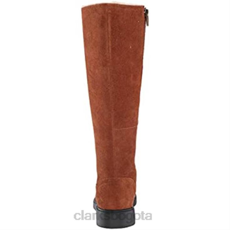 Clarks 0DX8L2478 bota de alta moda un elda para mujer clarks de gamuza color canela oscuro mujer gamuza bronceada oscura