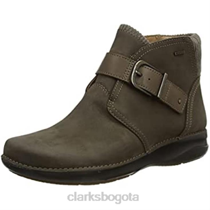Clarks 0DX8L2699 Botas chukka medias Appley de Clarks de nobuk color topo para mujer mujer