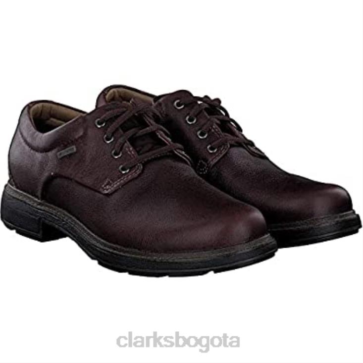 Clarks 0DX8L2919 zapatos de cuero un Tread lo gore-tex marrón oscuro clarks unisexo