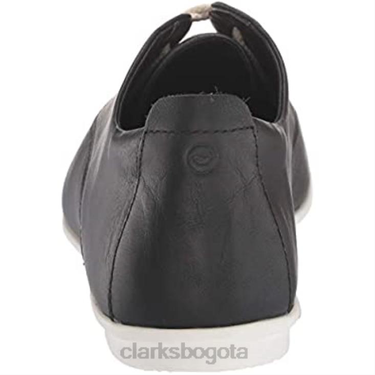 Clarks 0DX8L303 zapatilla de mujer con cordones coral clarks cuero negro mujer cuero negro