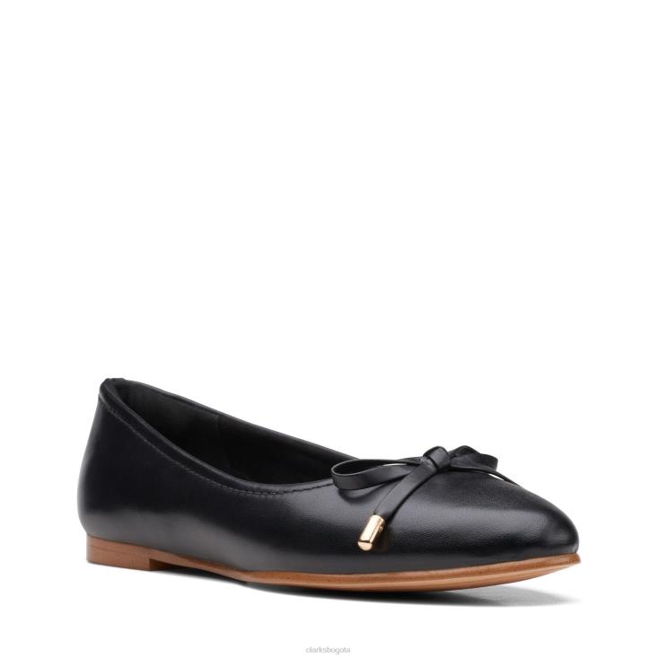 Clarks 0DX8L3152 clarks negros gracia lirio mujer negro