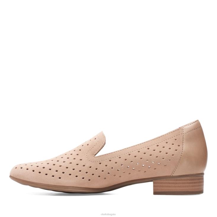 Clarks 0DX8L3356 gamuza arena juliet hayes clarks mujer gamuza arena