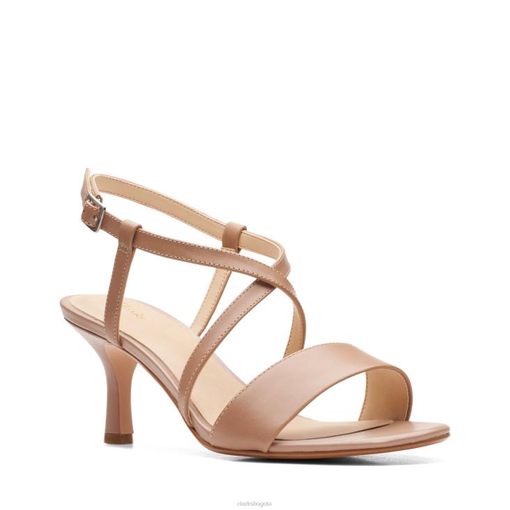 Clarks 0DX8L3368 hebilla clarks amali de cuero praliné mujer cuero praliné