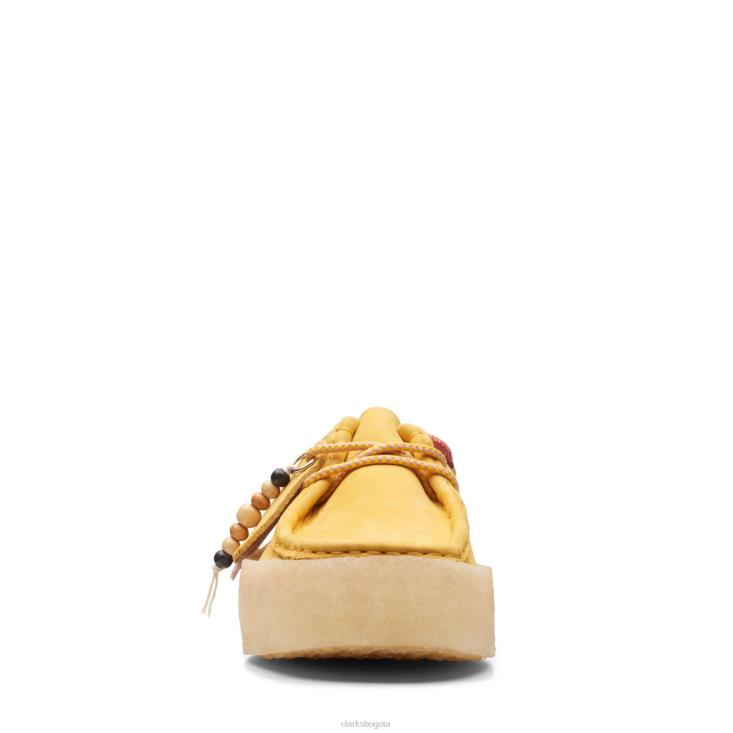 Clarks 0DX8L3379 taza clarks wallabee de nubuck amarillo bajo mujer nubuck amarillo
