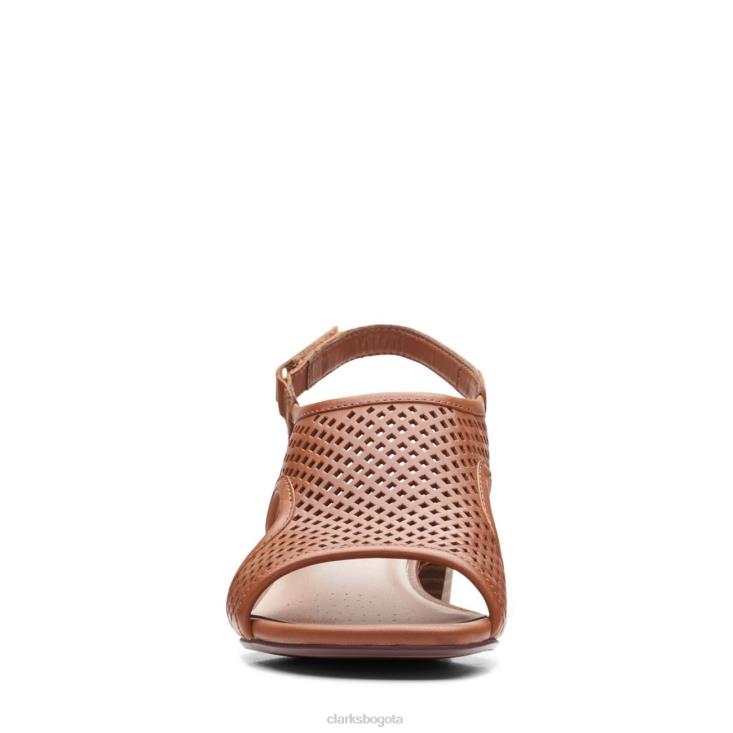 Clarks 0DX8L3424 clarks caroleigh star de cuero tostado mujer cuero marrón