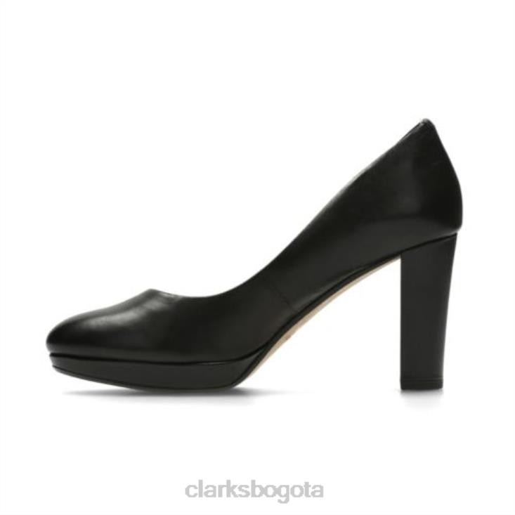 Clarks 0DX8L4056 clarks negros kendra sienna unisexo negro