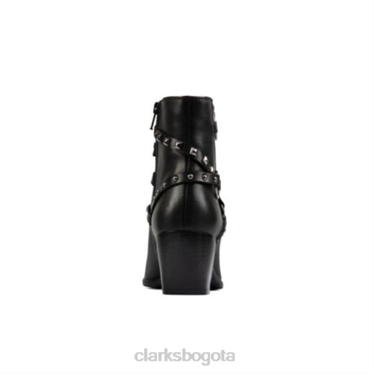 Clarks 0DX8L4217 Adornos Isabella de cuero negro Clarks unisexo cuero negro