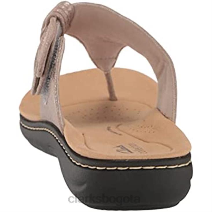 Clarks 0DX8L428 sandalia plana laurieann rae de mujer sintética color topo metalizado clarks mujer