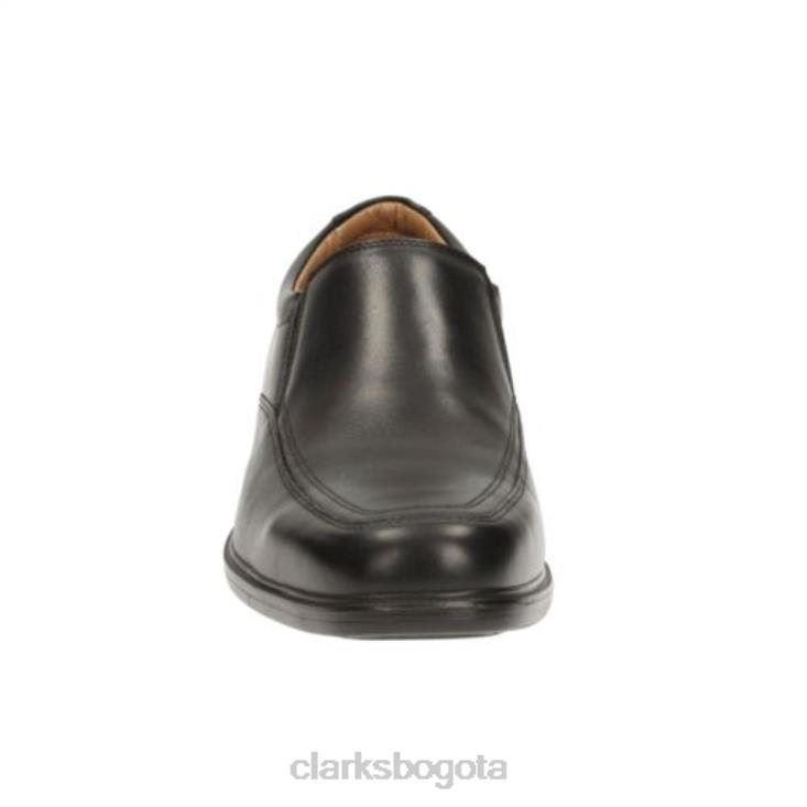 Clarks 0DX8L4399 agustwalk clarks negro hombres negro