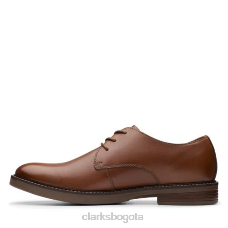 Clarks 0DX8L4484 clarks lisos paulson de cuero tostado hombres cuero marrón
