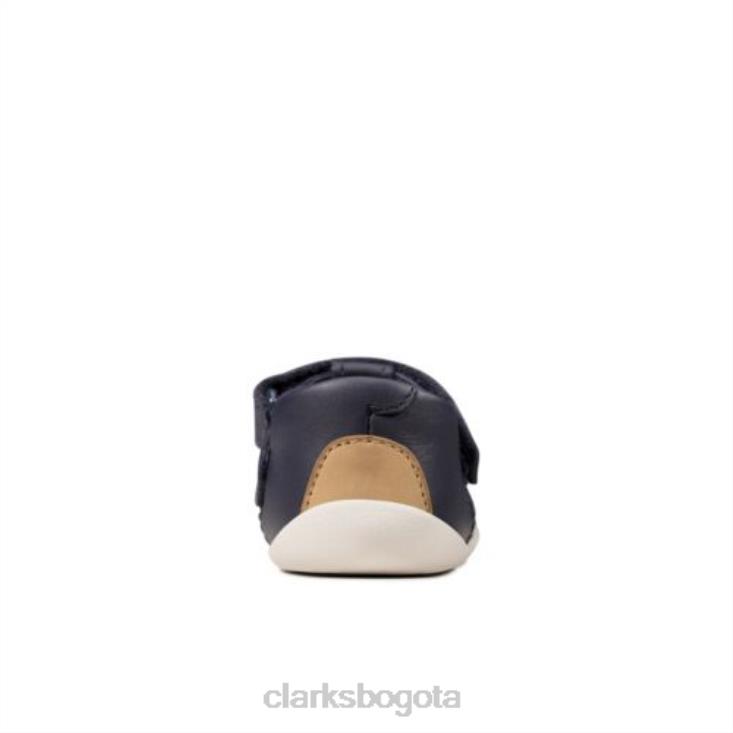 Clarks 0DX8L4610 clarks roamer go fst g fit cuero azul marino niños cuero azul marino