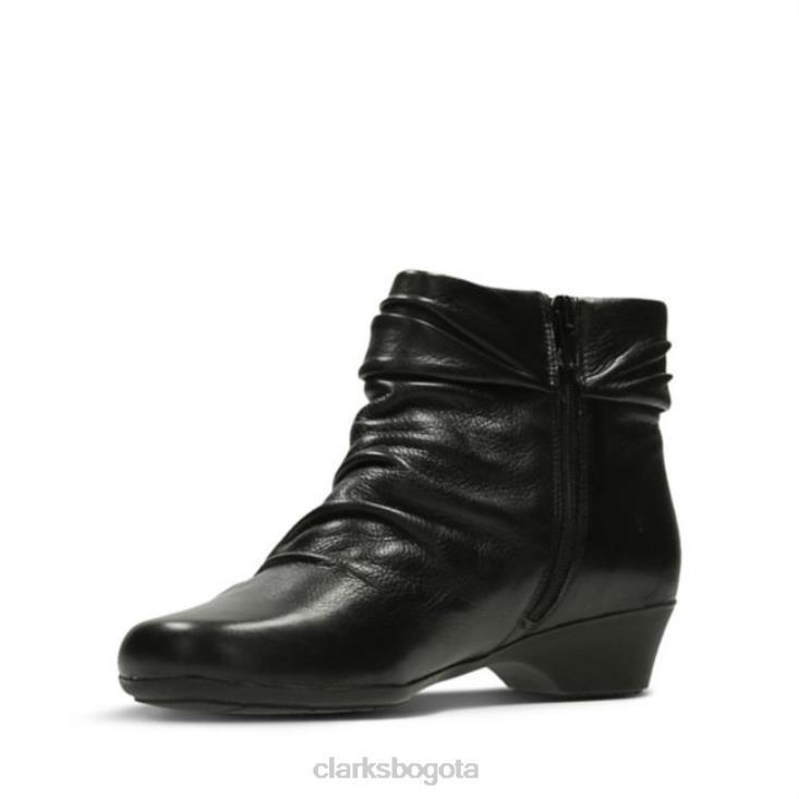 Clarks 0DX8L5313 clarks cuero negro matron ella cuero negro mujer cuero negro