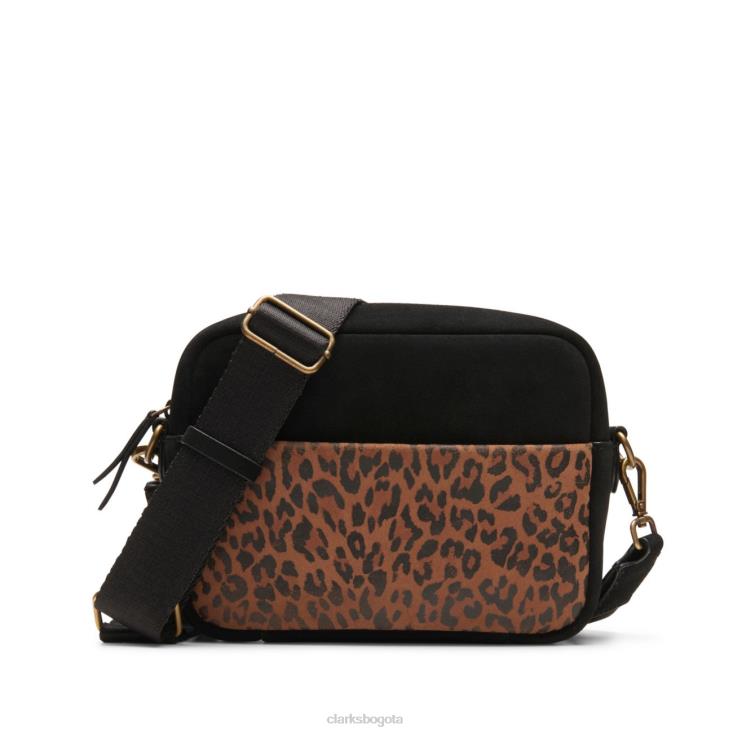 combinación con estampado de leopardo