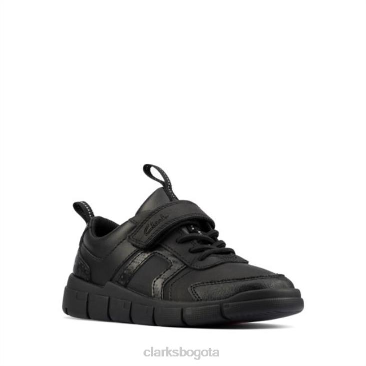 Clarks 0DX8L5899 Clarks de cuero negro codifican cuero negro brillante para niños niños cuero negro