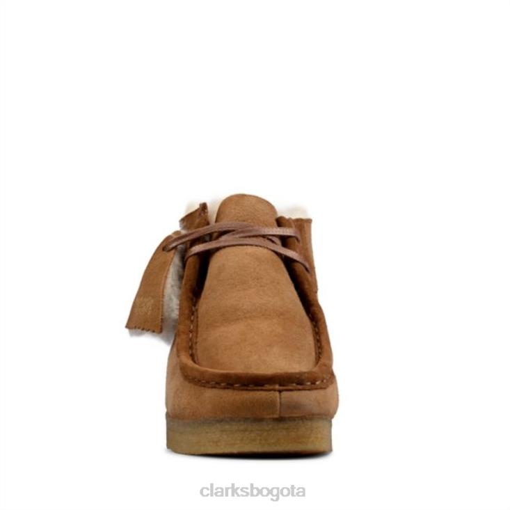 Clarks 0DX8L6187 Bota clarks wallabee de cuero con forro cálido color canela mujer cuero canela con forro cálido