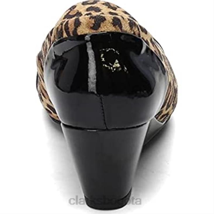 Clarks 0DX8L619 Zapatos de salón clarks flores poppy de ante de leopardo tostado para mujer mujer gamuza de leopardo bronceado