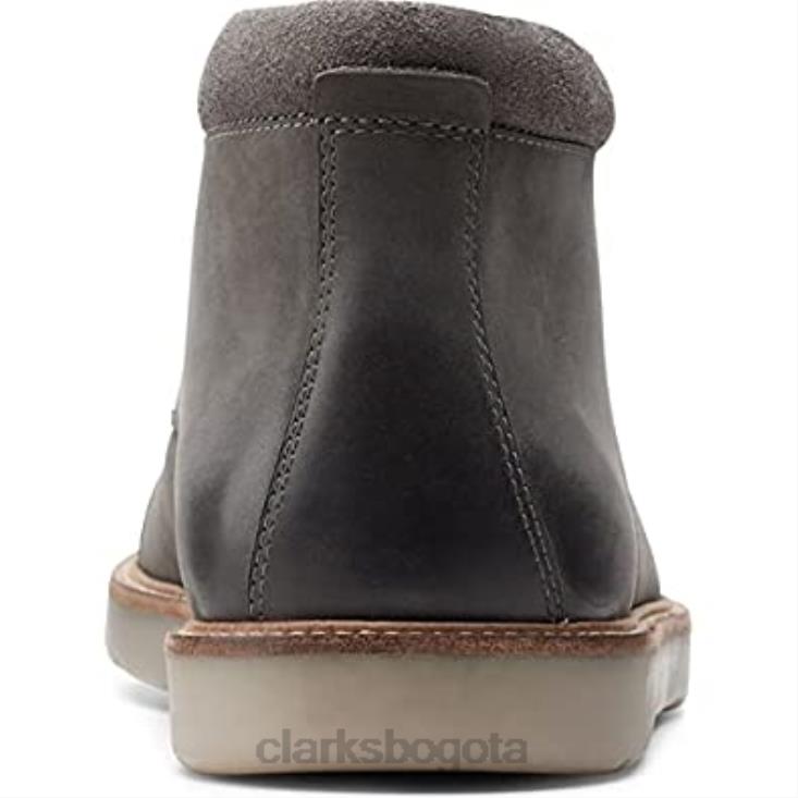 Clarks 0DX8L620 botas chukka grandtop de hombre de nobuk gris clarks hombres nubuck gris
