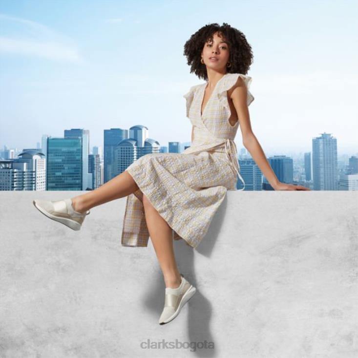 Clarks 0DX8L6216 punto blanco clarks un rio punto punto blanco mujer punto blanco