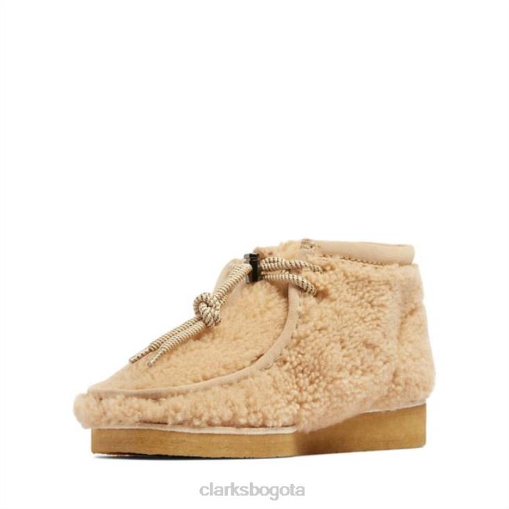 Clarks 0DX8L6645 bota wallabee lana beige clarks lana beige hombres lana beige