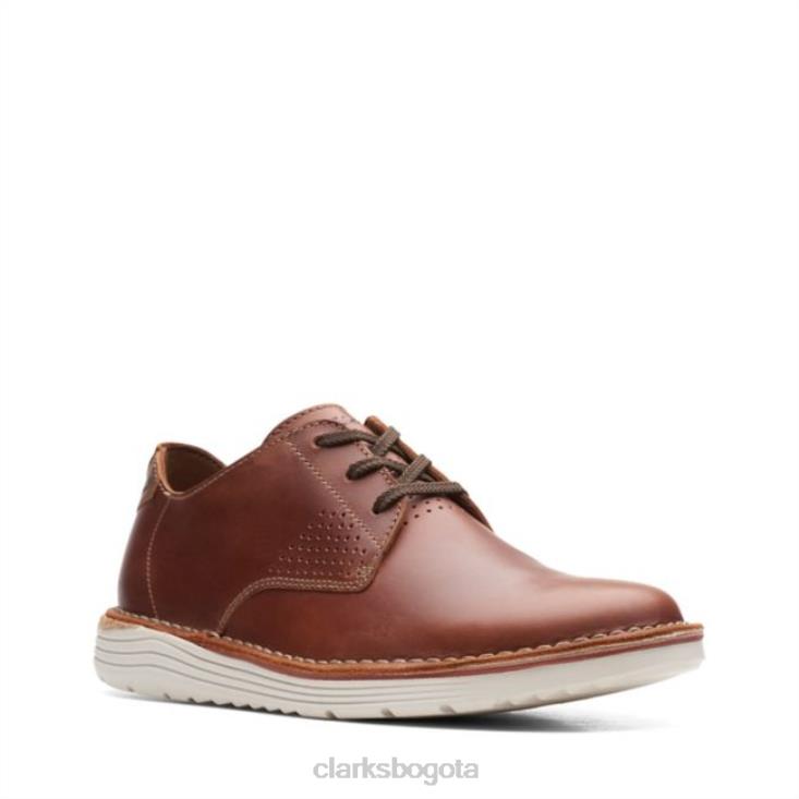 Clarks 0DX8L6698 clarks b runo low cuero marrón claro cuero marrón claro hombres cuero marrón claro
