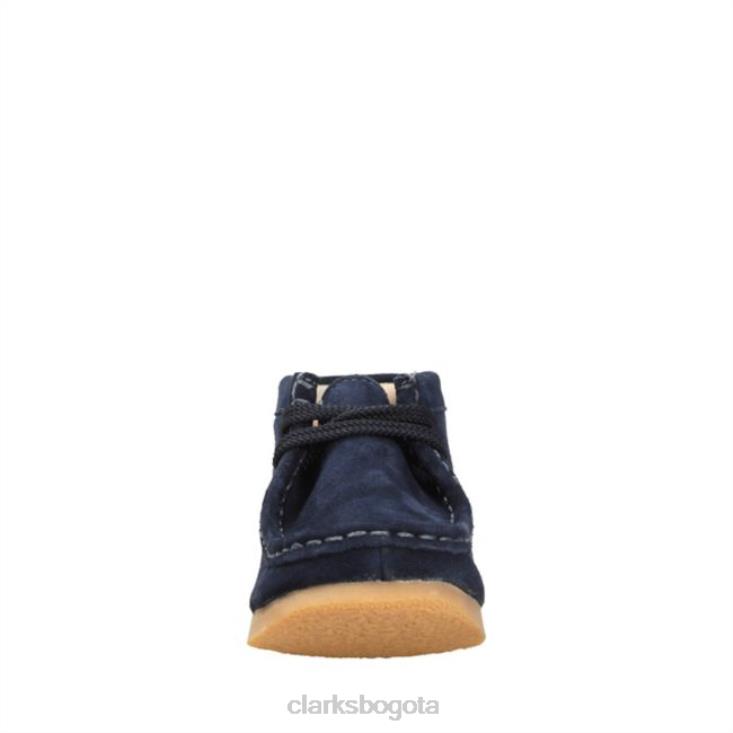 Clarks 0DX8L6880 bota clarks wallabee de ante azul marino niños gamuza azul marino