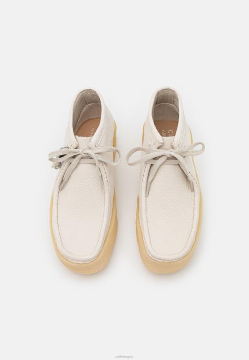 Clarks 0DX8L6923 zapatos casuales con cordones clarks wallabee cup blancos unisexo blanco