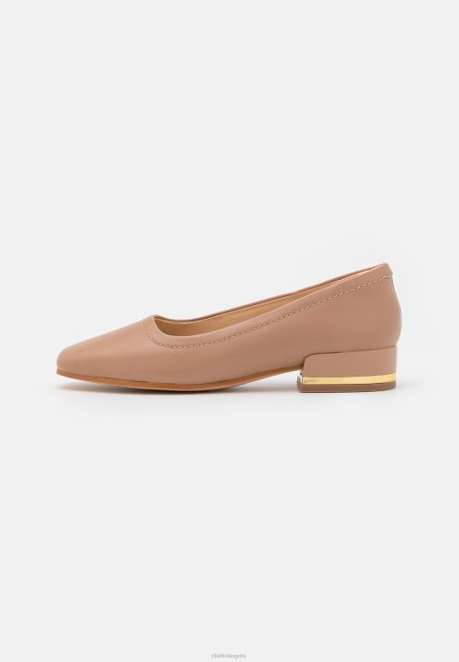 Clarks 0DX8L6957 clarks praline tacones clasicos seren court unisexo almendra garapiñada