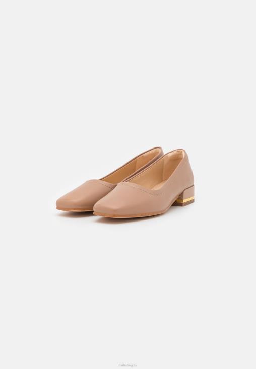 Clarks 0DX8L6957 clarks praline tacones clasicos seren court unisexo almendra garapiñada
