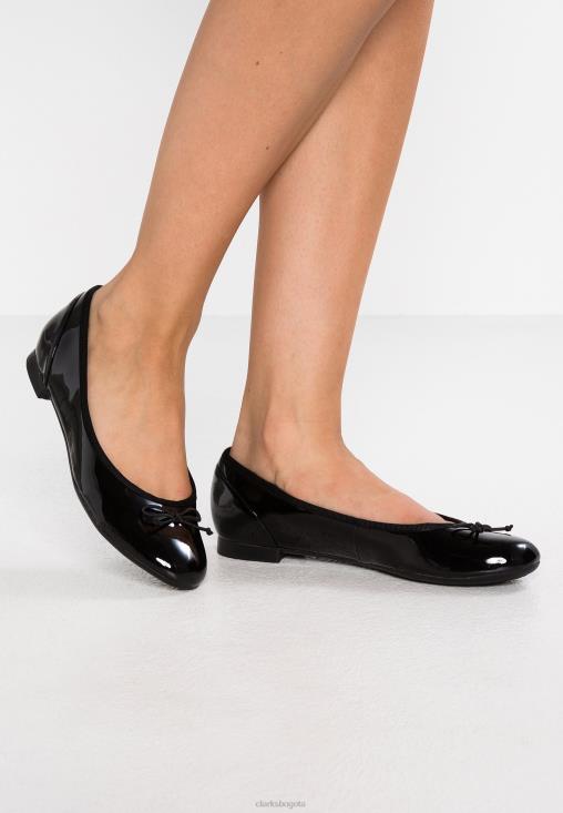 Clarks 0DX8L7056 bailarinas clarks couture floral negras unisexo negro