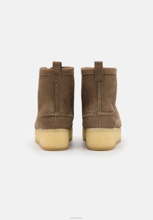 Clarks 0DX8L7077 botines con cordones wallabee clarks marrón claro unisexo marrón claro