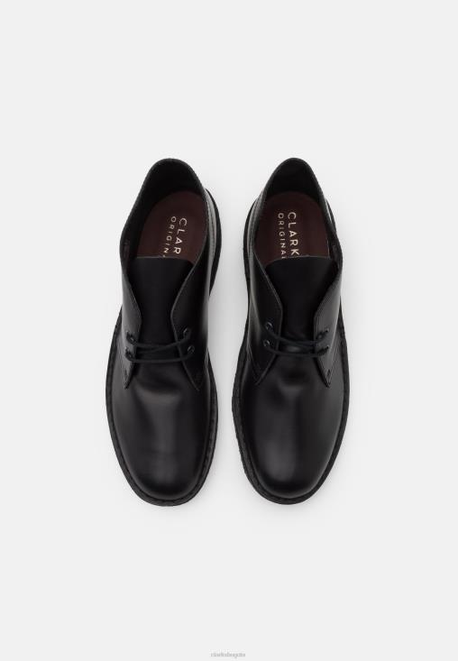 Clarks 0DX8L7110 bota desierto casual con cordones clarks negros unisexo negro