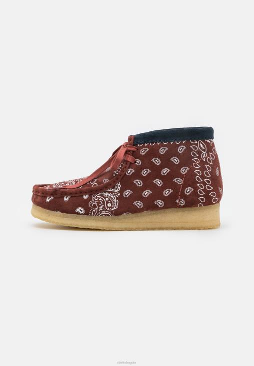 Clarks 0DX8L7124 bota wallabee ladrillo casual con cordones clarks unisexo ladrillo