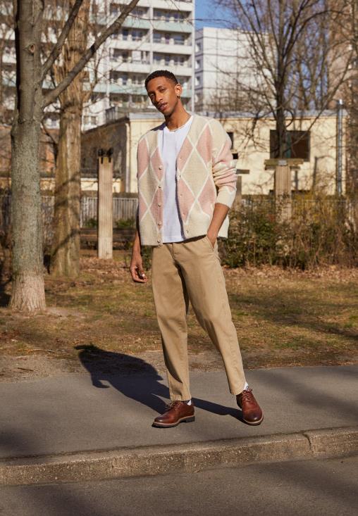 Clarks 0DX8L7155 zapatos con cordones clarks batcombe wing marrones unisexo marrón