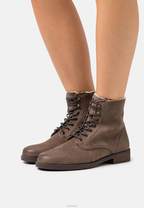 Clarks 0DX8L7073 botines con cordones memi lace en color topo de Clarks unisexo gris pardo