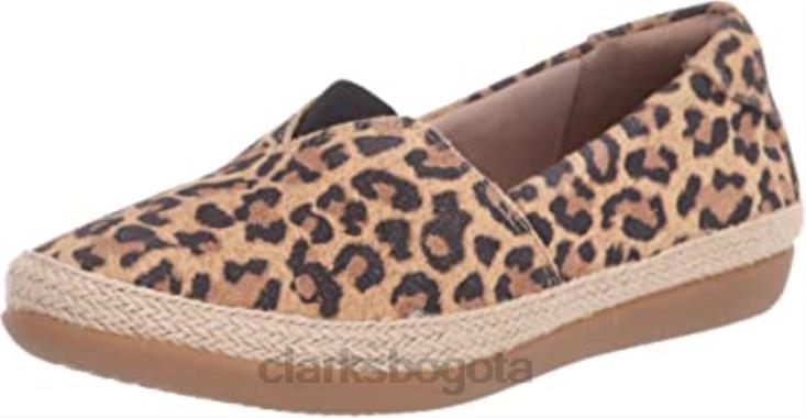 Clarks 0DX8L2766 clarks lafley jess cuña sandalia color tostado leopardo ante mujer gamuza de leopardo bronceado