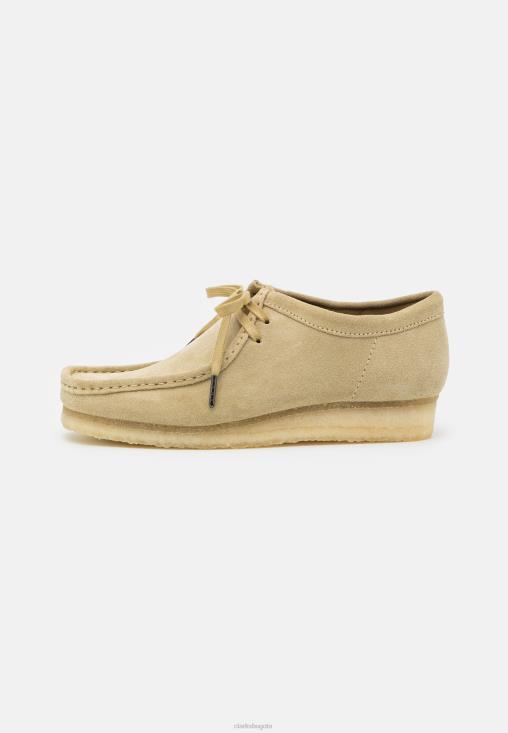 Clarks 0DX8L7120 zapatos casuales con cordones clarks wallabee de arce unisexo arce