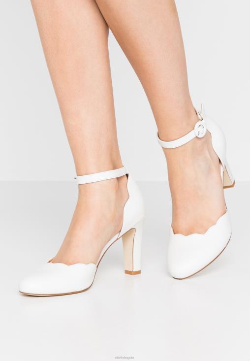 Clarks 0DX8L7042 zapatos de salón de cuero clarks tacones altos blanco unisexo blanco