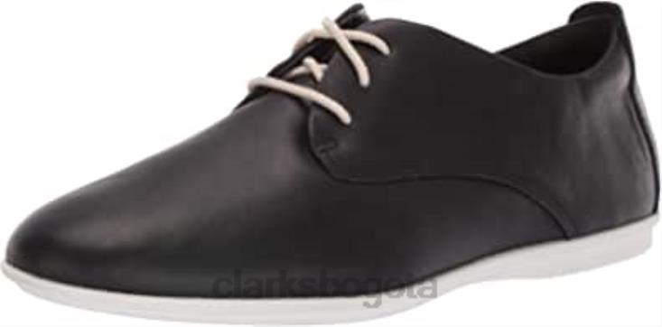 Clarks 0DX8L303 zapatilla de mujer con cordones coral clarks cuero negro mujer cuero negro